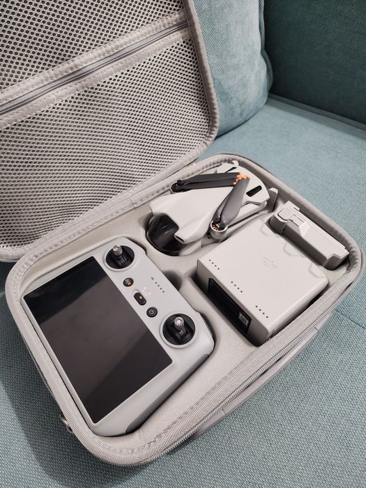 DJI mini 3 дрон квадрокоптер