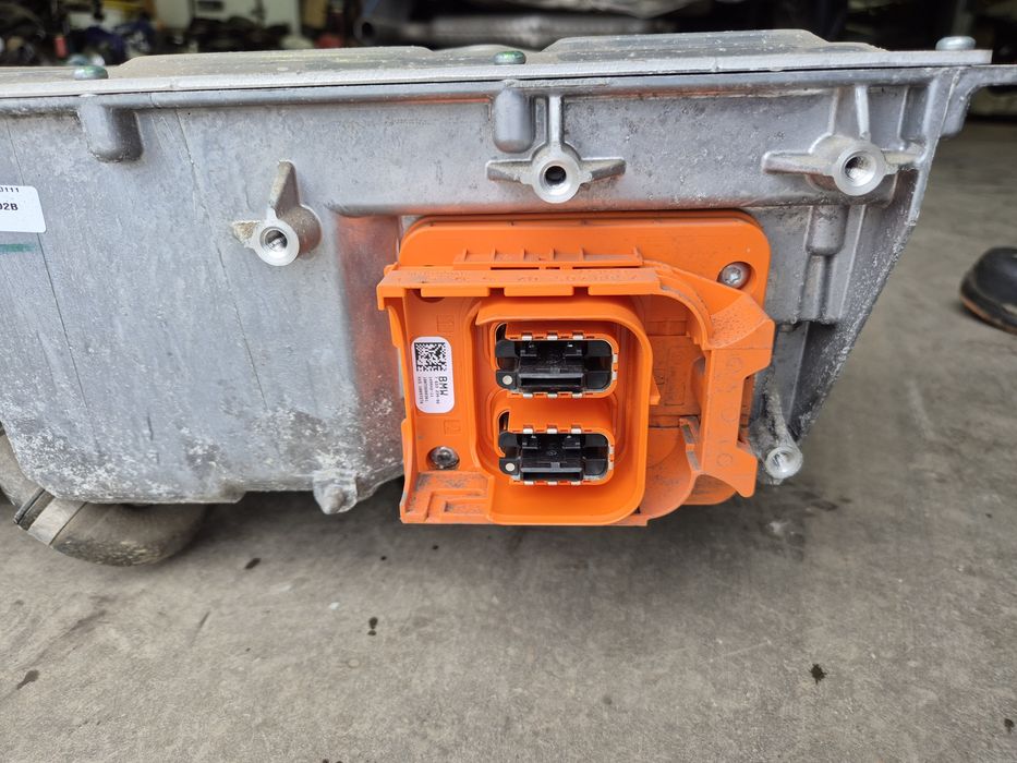 Modul electronic transformator baterie hibrida bmw f45 cod 28639771