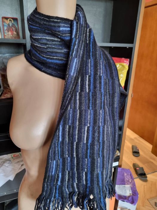 Пъстър шал вълна