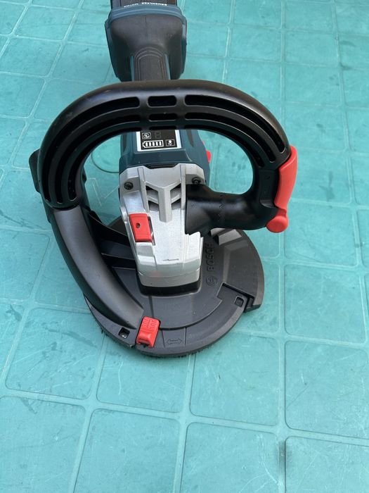 Slefuitor beton Bosch GBR 18V 15S