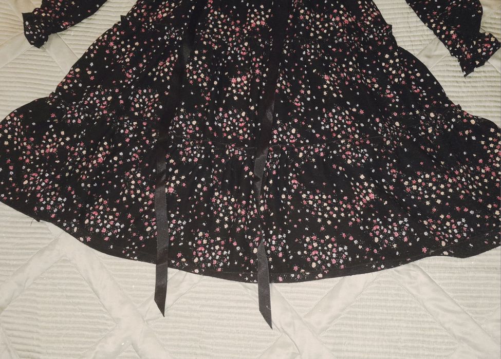 Продам платье почти новое