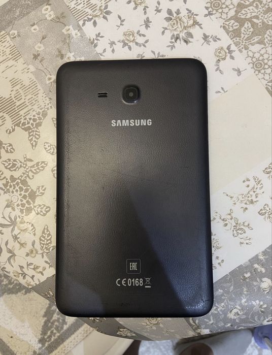 Продам планшет Samsung(не рабочий)