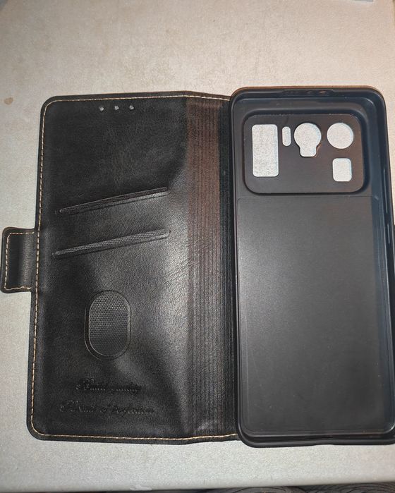 Продам чехол книжку для mi 11 ultra