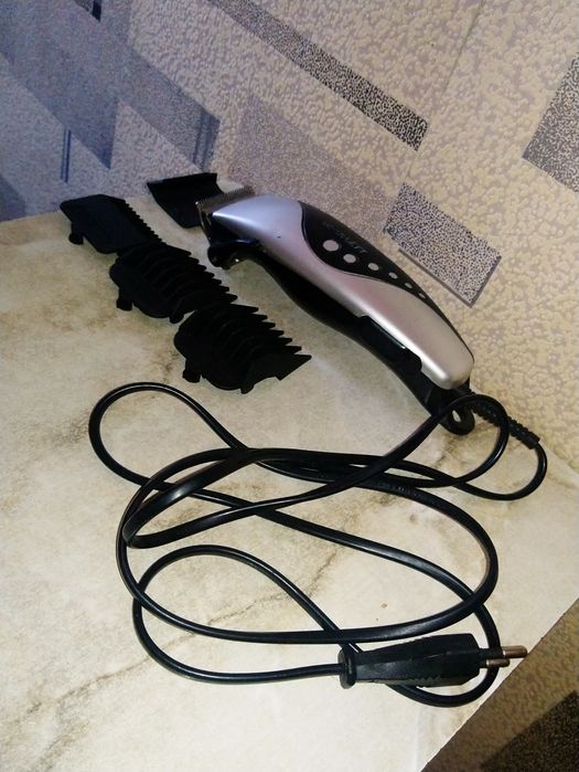 Машинка для стрижки б/у рабочая