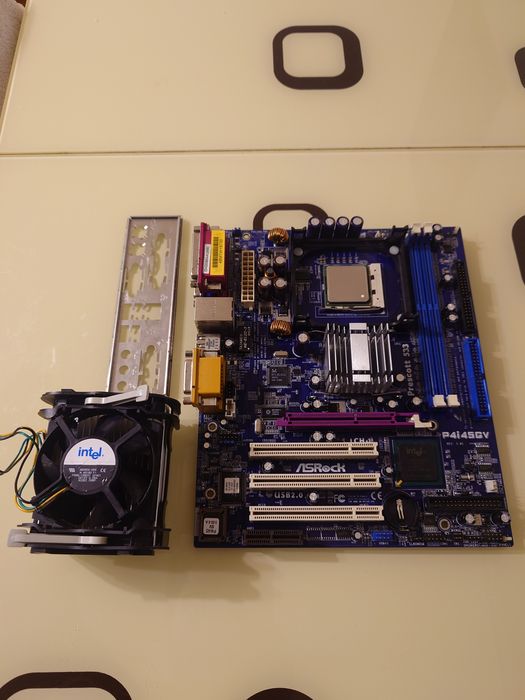 Kit retro Asrock P4i45GV Celeron D
