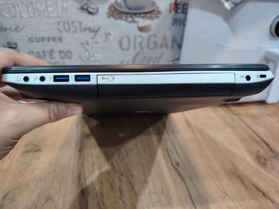 Продаётся ноутбук Asus