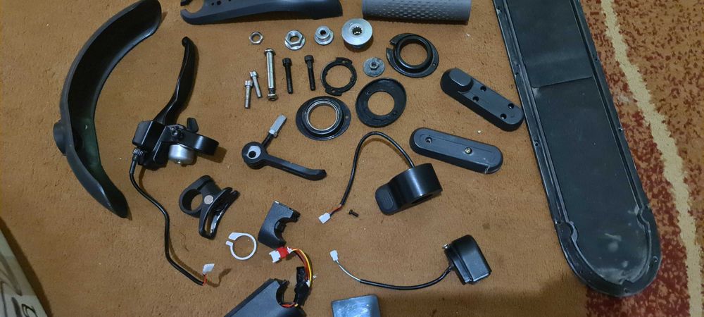 Останали части от тротинетка