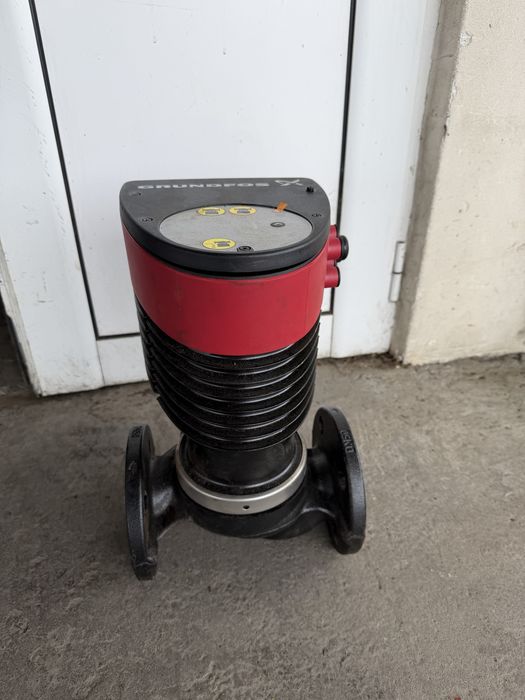 Циркулационна помпа GRUNDFOS MAGNA1 50-80 F 240