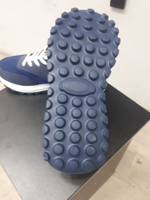 Optim narxda oyoq kiyimlar Vetnam