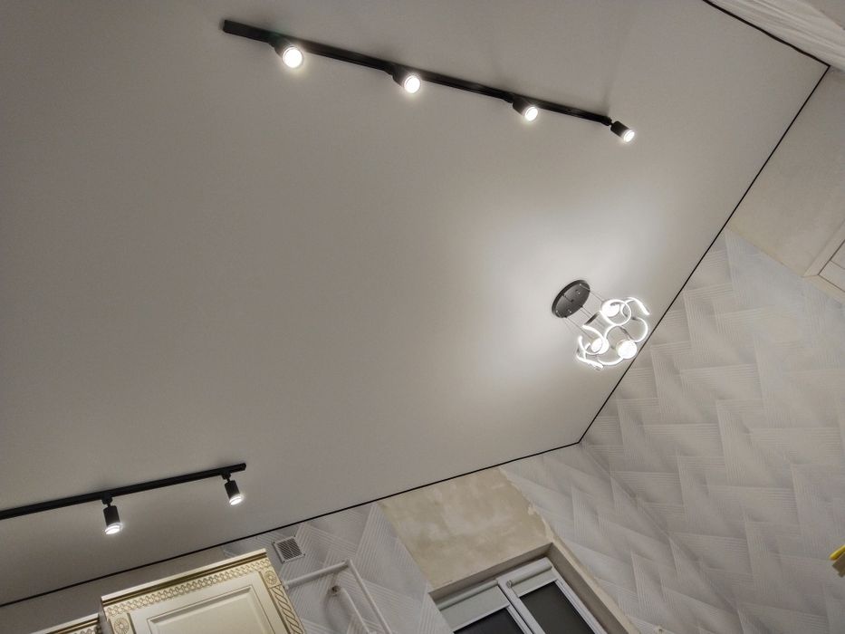 Натяжные потолки