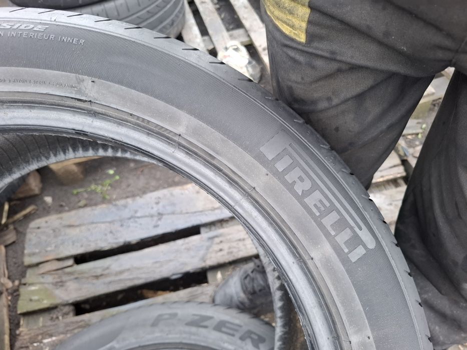 Vand 2 anvelope 265 45 20 pireli de vara nu au defecte