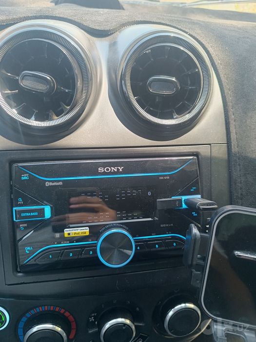 Sony mafon sotiladi ishlashi zur aybi yuq usb buluts fleshka