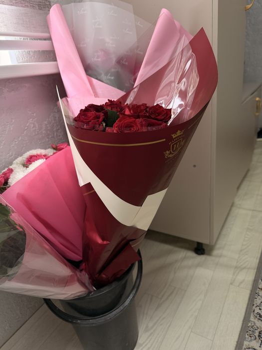 Красные розы 11 шт