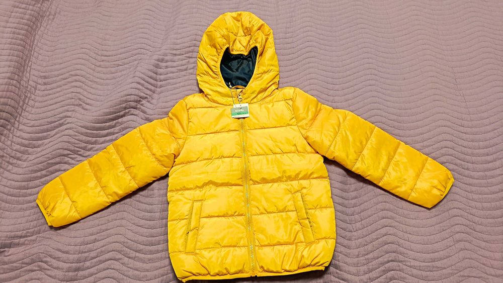 Ново детско яке, 6-7 год.
