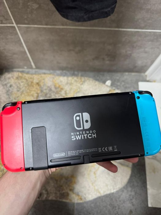 Продам nintendo switch