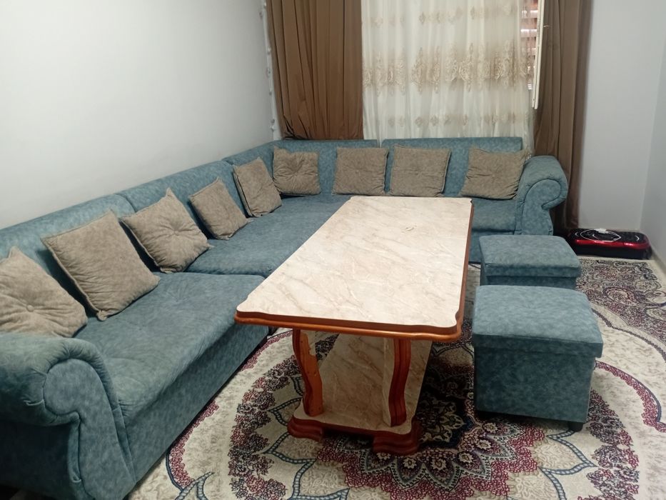 Стол сотилади холати яхши