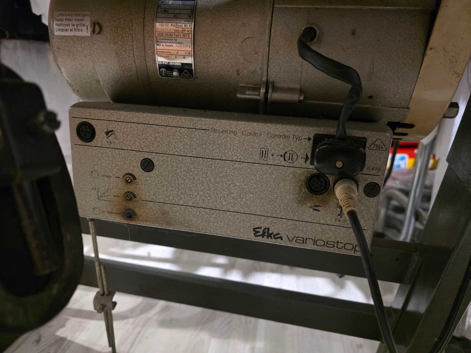 Masina de cusut industriala Pfaff 483