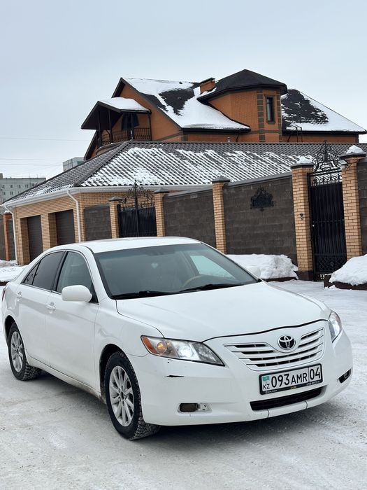 Срочно TOYOTA Camry 40