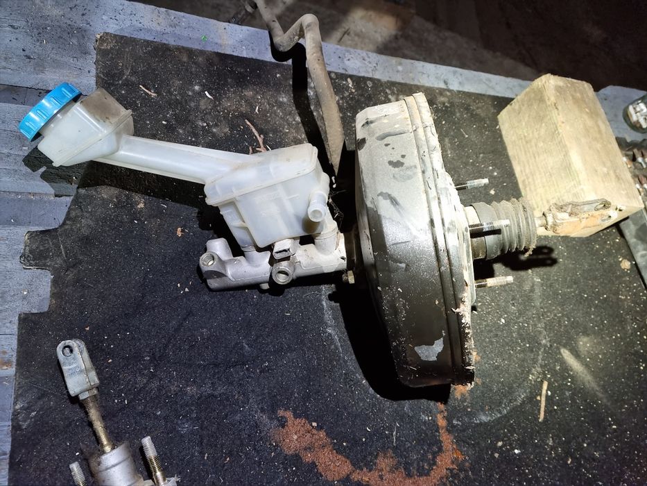 Tulumba frana pompa servofrana Nissan Primera P12 1.8 2.0 benzina