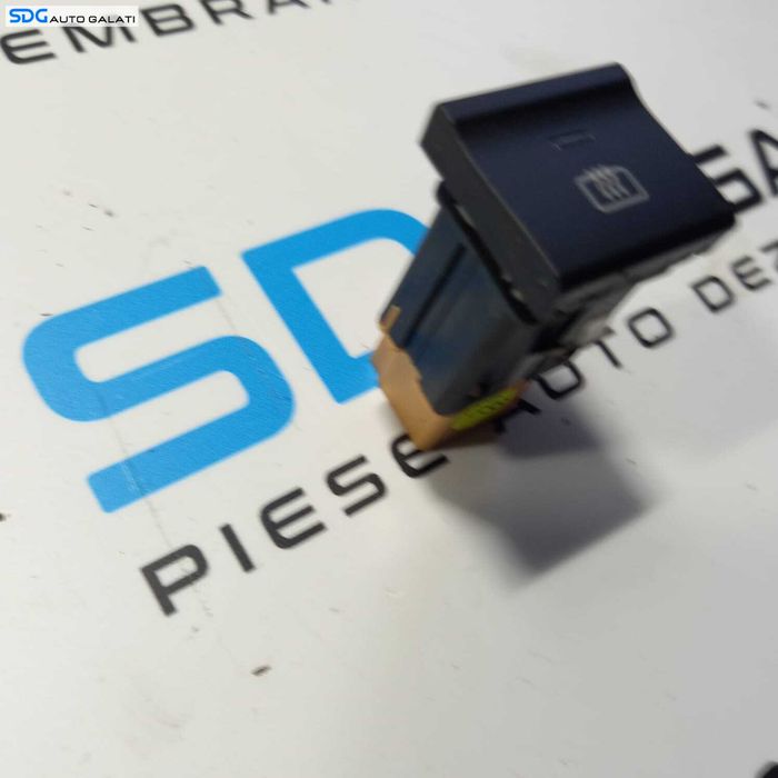 Buton Incalzire Degivrare Luneta Geam Sticla de pe Hayon Haion Portbagaj Volkswagen Polo 6R 2009 - 2018 Cod 6C0959621A [2280]