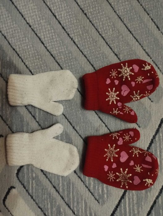 Перчатки , варежки на 1-3 года