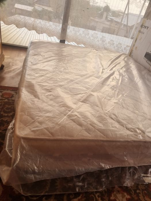Продаю матрас  б/у