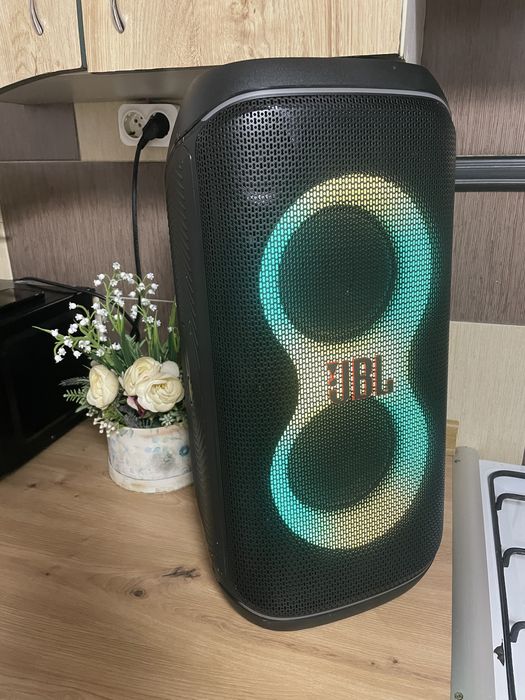Vand JBL 120  in stare  ca noua