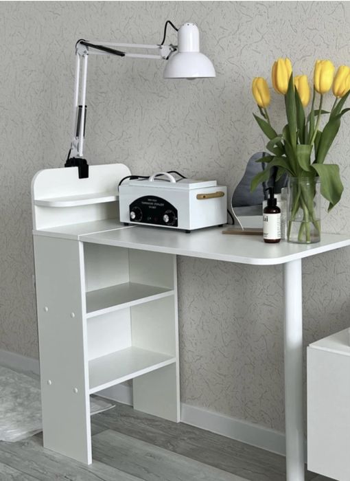 Белый Маникюрный стол