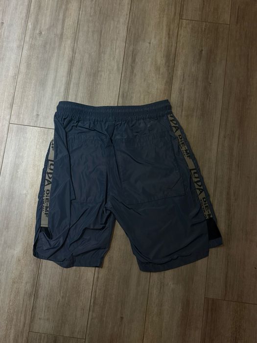 Luda (редки къси панталони) L размер