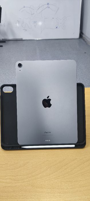 Ipad Air m2 ! Как новый