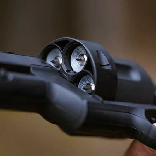 PISTOL [BOSS!] MODIFICAT!! 25.5J. Metal, Arma AIRSOFT Co2 50m