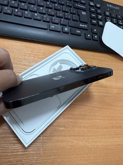 Продам Iphone 14 PRO