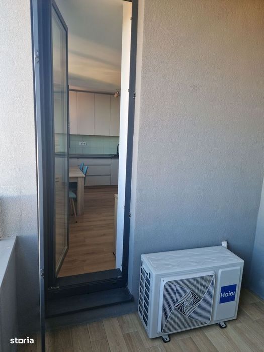Vand ap. 2 camere + loc de parcare + boxa la ISHO