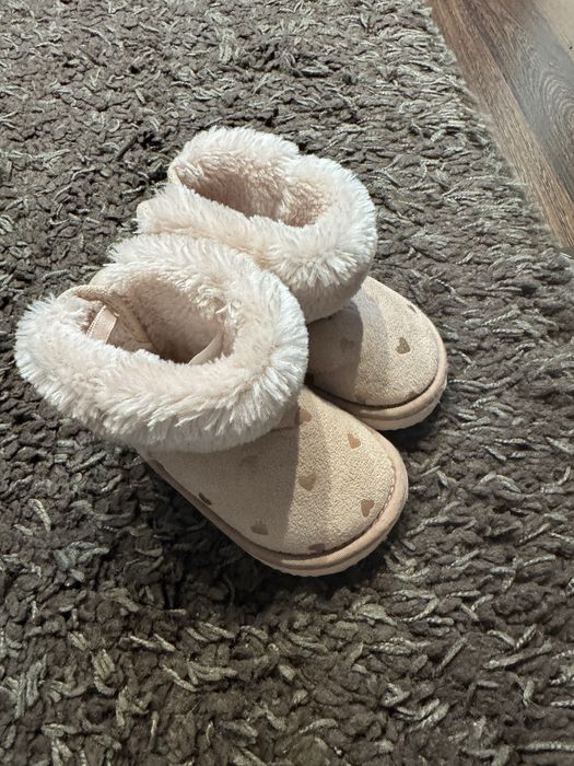 Vand UGG Hm marimea 20/21
