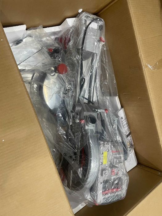 пила торцовочная CROWN СТ15285Р