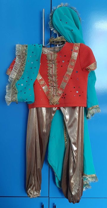 Костюмы для танцев