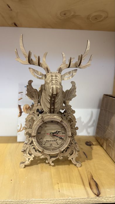 Ceas decorativ placaj