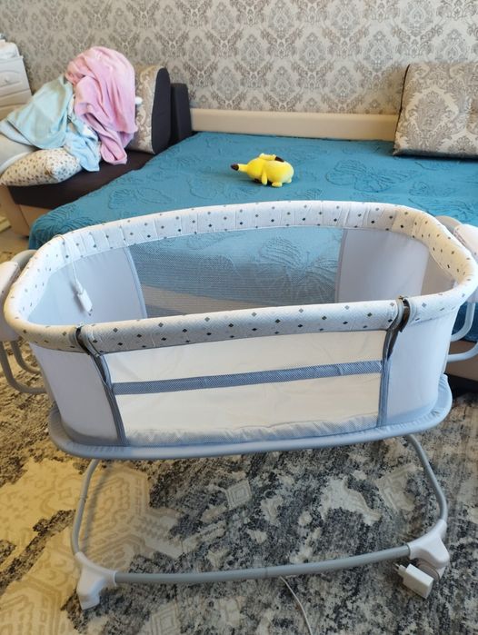 Кроватка для новорождённых