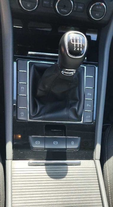 Продавам семейният ни автомобил Skoda Superb 2.0 Diesel