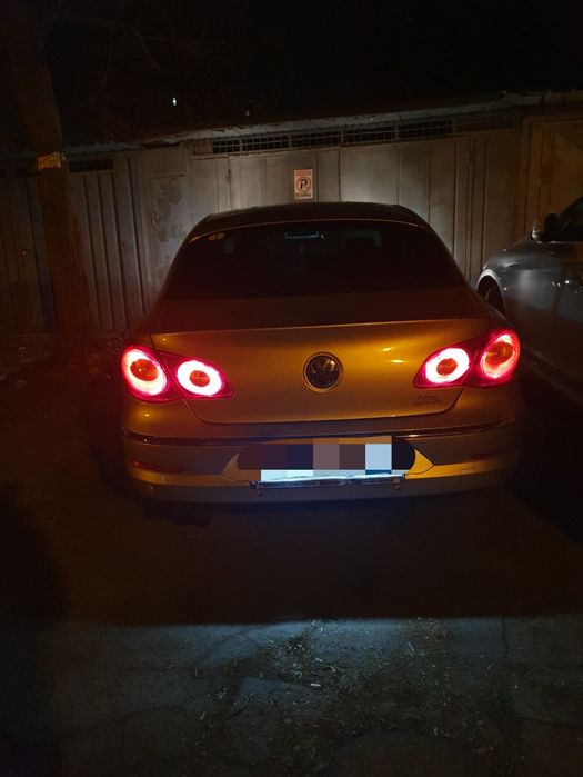 VOLKSWAGEN Passat CC 0 — imagine 1
