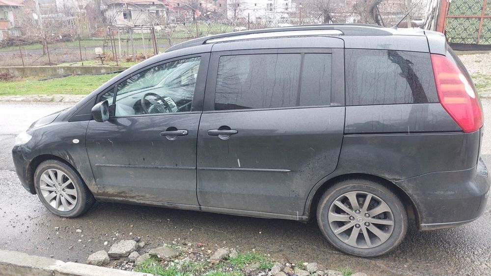 Мазда 5 . Семейна кола