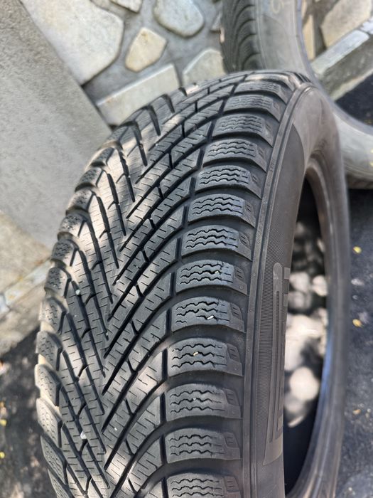 Set 4 Anvelope Pirelli m+s 215 60 17 DOT 2019