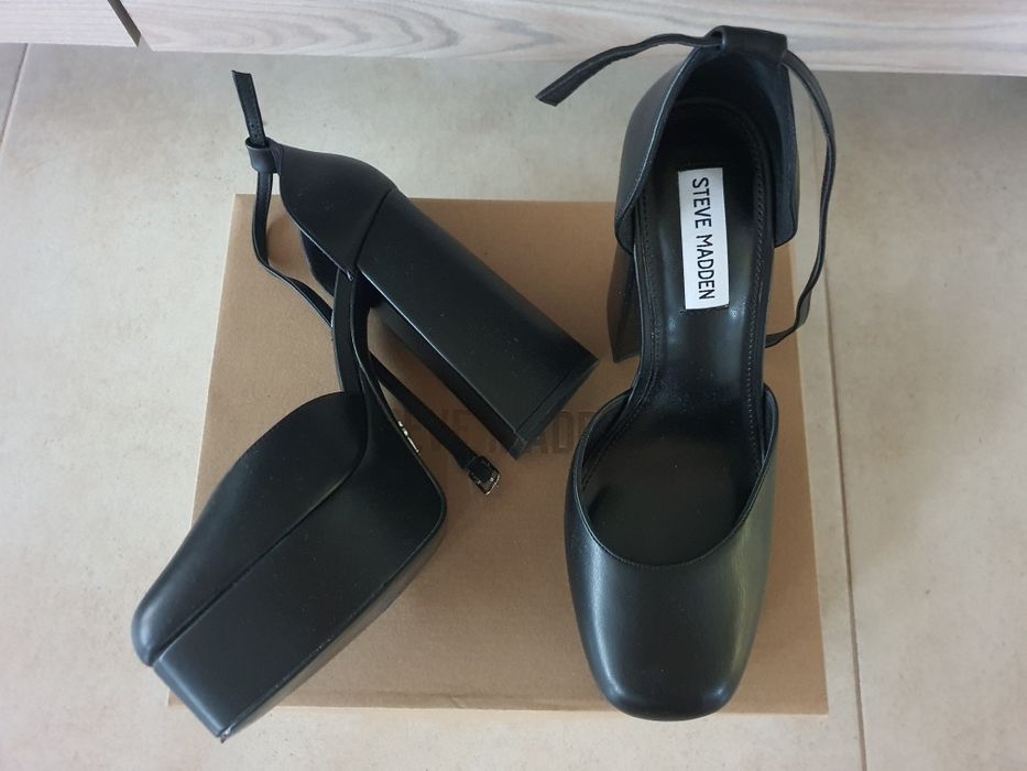 Обувки с дебел ток Steve Madden Tamy