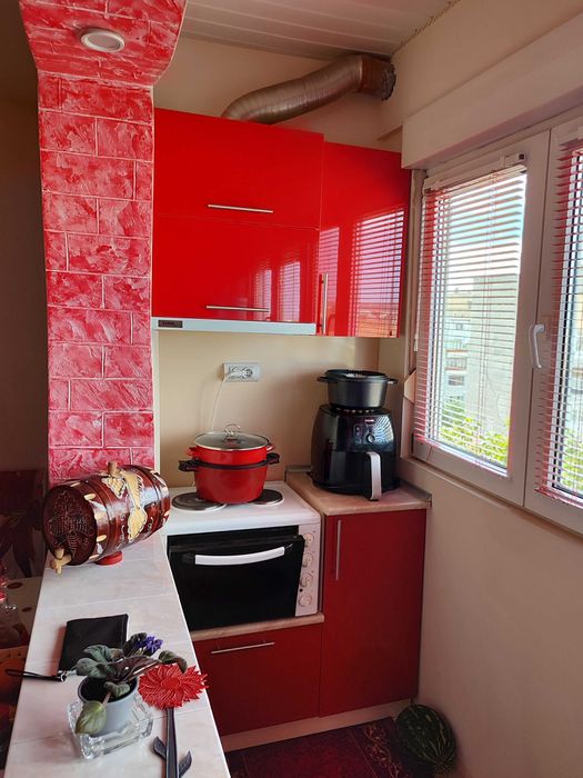 Дава се под наем Тристаен апартамент в с. Балик, Област Добрич - 100 кв.м за 107100 € - Снимка #9