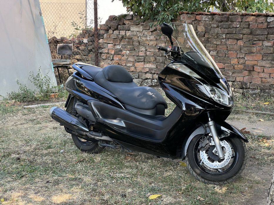 Yamaha majesty 400