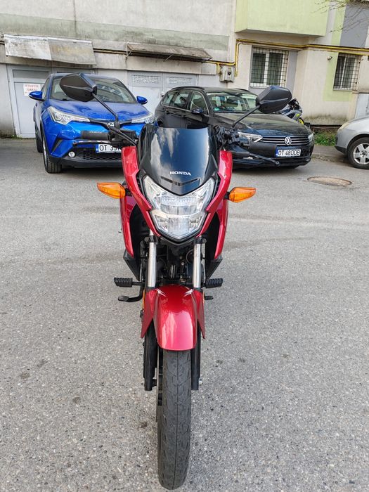 Motocicleta honda cbf125