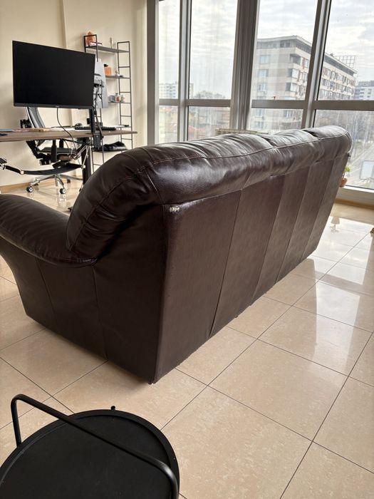 Кожен диван тройка