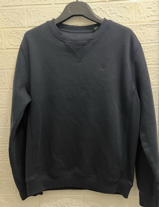 Различни марки дрехи