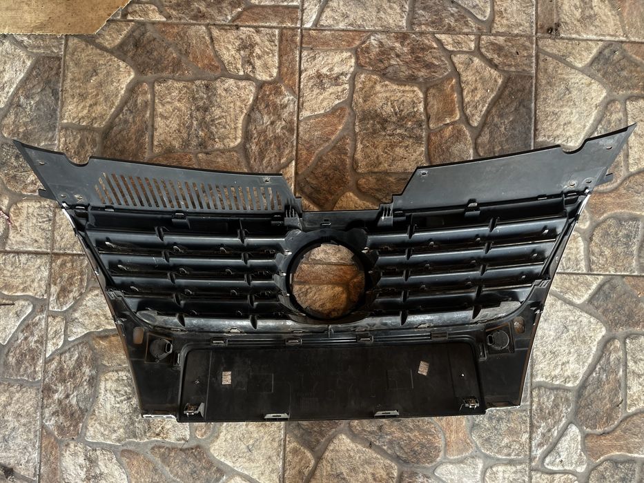 Grilă centrală full chrome,cu senzori-PASSAT B6