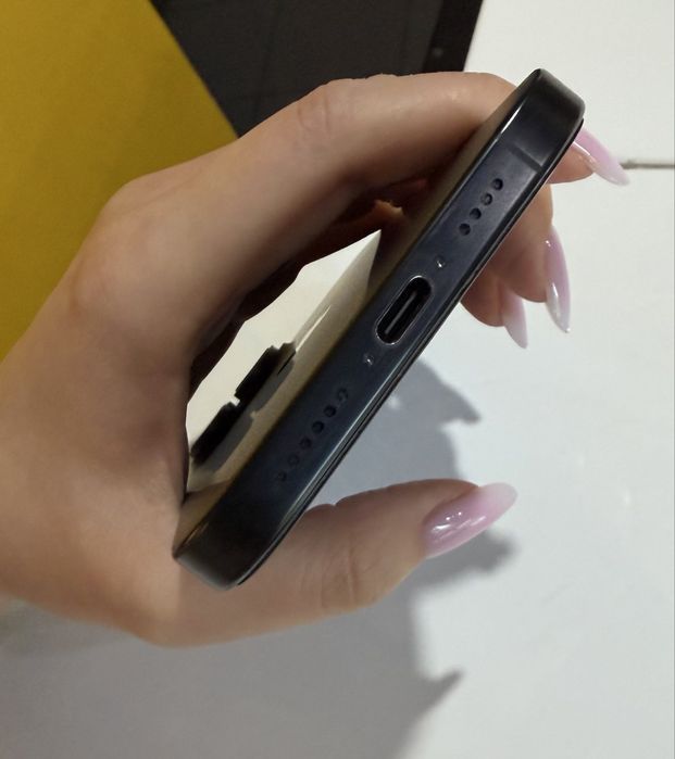 Iphone 16 pro max in stare excelenta